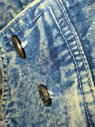 VINTAGE - 80'S DENIM ACID WASH EMBELLISHED CROPPED DENIM JACKET