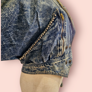VINTAGE - 80'S DENIM ACID WASH EMBELLISHED CROPPED DENIM JACKET