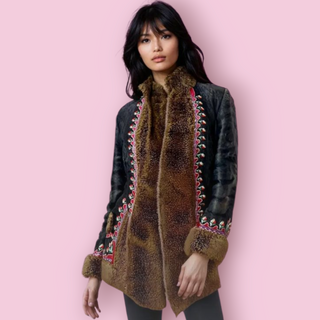 VINTAGE - AFGHAN VINTAGE LEATHER EMBROIDED PATCHED SHEEPSKIN FUR TRIM