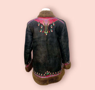 VINTAGE - AFGHAN VINTAGE LEATHER EMBROIDED PATCHED SHEEPSKIN FUR TRIM