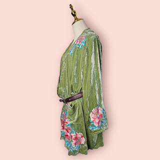 CHASING UNICORNS - 'ONE NIGHT IN HEAVEN' Silk Velvet & Embroidered Short Housecoat  RRP $592 NWT (current season)