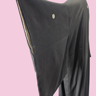 VINTAGE AUTHENTIC SILK JAPANESE KIMONO with Traditional Handsewn Stitching & Embroidery Asian Birds