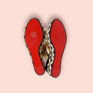 CHRISTIAN LOUBOUTIN - 'VOLTINOUDOU' Raffia Studded Platform Wedge Sandals RRP $1395